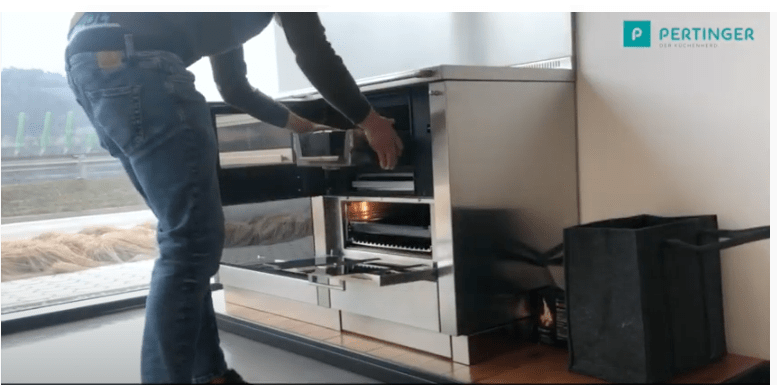 Pertinger stellt vor: Pelletbox zu allen BU Herden - Bernhard Schleicher e.K.