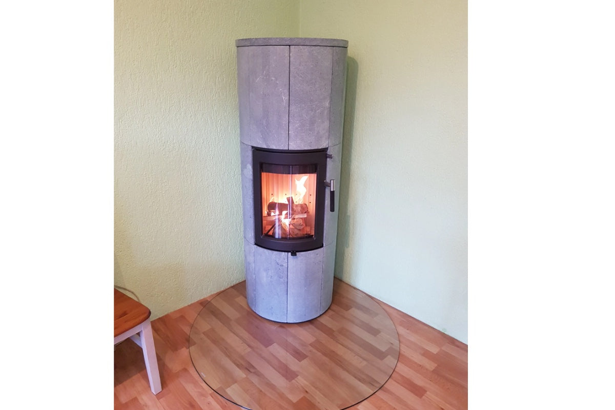 Lotus Maestro 152 Speicherofen in Speckstein – fertig installiert beim Kunden